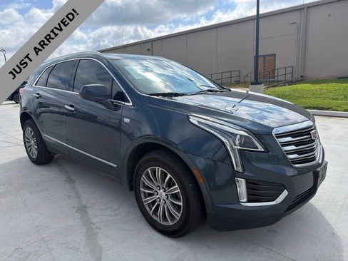 Used 2019 Cadillac XT5 Luxury FWD image 3