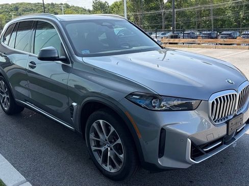 Used 2026 BMW X5 xDrive40i w/ Parking Assistance Package AWD/4WD image 4