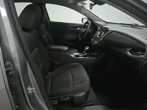 Used 2023 Chevrolet Malibu LT FWD image 10