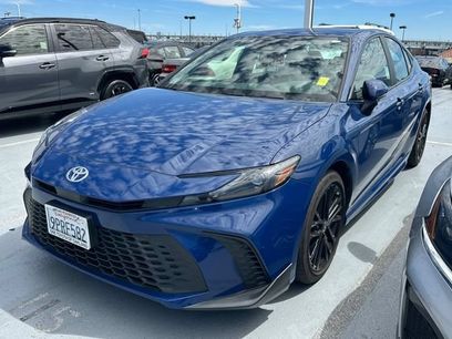 Used 2025 Toyota Camry SE