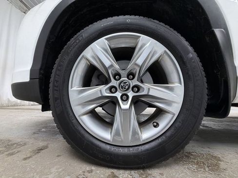 Used 2019 Toyota Highlander Limited image 15