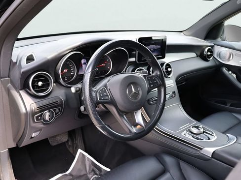 Certified 2019 Mercedes-Benz GLC 300 4MATIC image 19