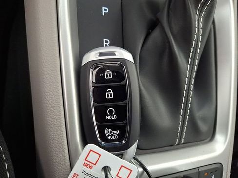 New 2026 Hyundai Venue SEL FWD image 14