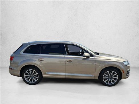 Used 2018 Audi Q7 3.0T Prestige AWD/4WD image 4