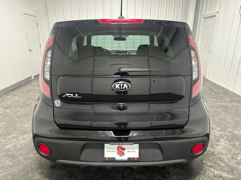 Used 2018 Kia Soul w/ Convenience Package FWD image 7