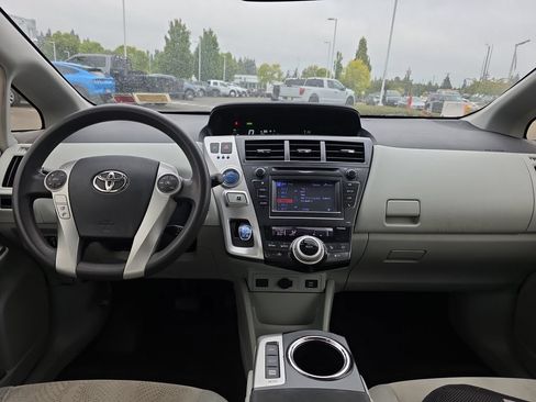 Used 2012 Toyota Prius V Two FWD image 5