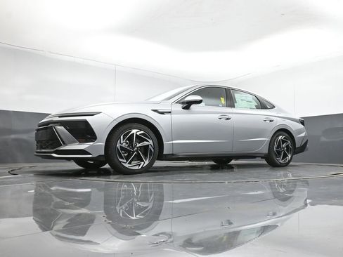 New 2026 Hyundai Sonata SEL FWD image 36