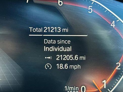 Used 2024 BMW X3 sDrive30i w/ M Sport Package RWD image 25