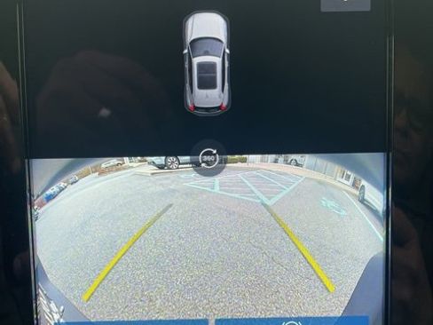 Certified 2023 Volvo XC40 Recharge Ultimate image 21