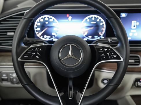 Certified 2025 Mercedes-Benz GLE 350 4MATIC image 16
