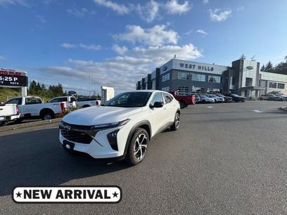 Used 2025 Chevrolet Trax RS w/ Driver Confidence Package