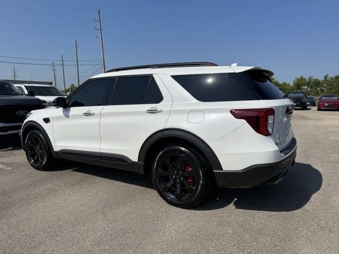 Used 2023 Ford Explorer ST w/ Equipment Group 401A AWD/4WD image 2