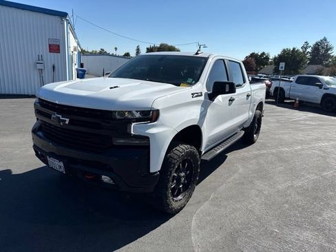 Used 2021 Chevrolet Silverado 1500 LT Trail Boss w/ Convenience Package II AWD/4WD image 5