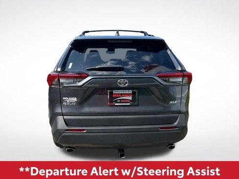 Used 2025 Toyota RAV4 XLE w/ Convenience Package FWD image 6