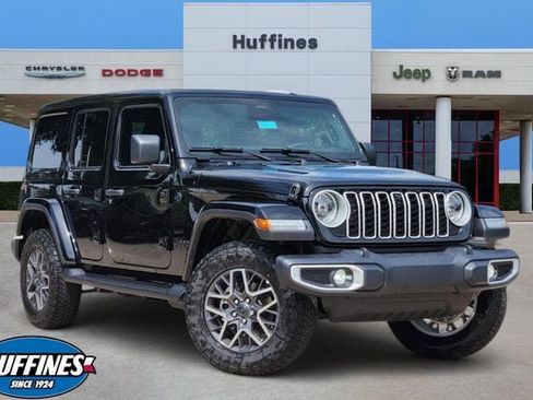 New 2026 Jeep Wrangler Unlimited Sahara AWD/4WD image 1