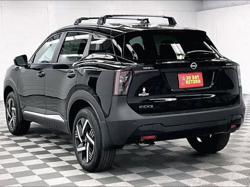 New 2026 Nissan Kicks SV w/ Charging Package image 4