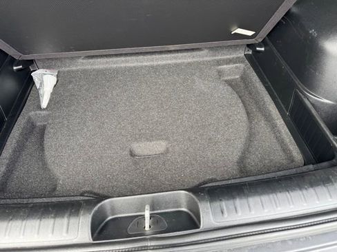 Used 2020 Jeep Cherokee Latitude Plus w/ Cold Weather Group image 86