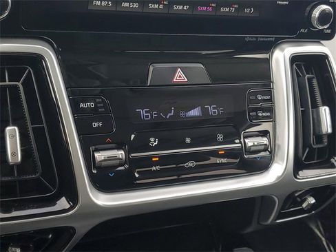 Certified 2022 Kia Sorento SX image 30