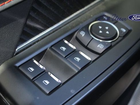 Used 2025 Ford F150 Raptor image 24