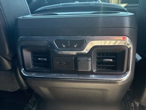 Used 2022 GMC Sierra 2500 AT4 w/ AT4 Premium Plus Package image 22