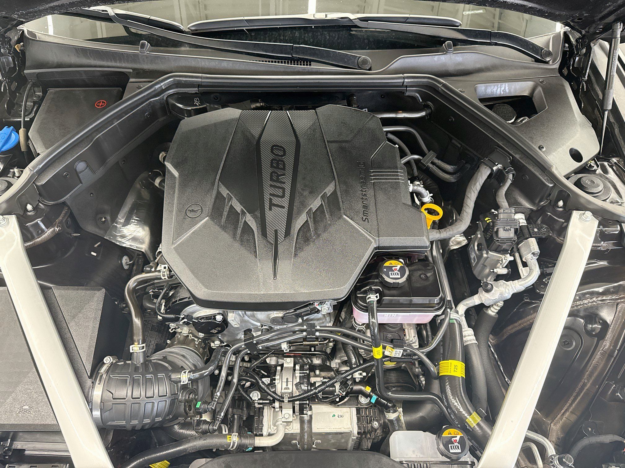 Used 2026 Genesis G70 2.5T RWD image 34