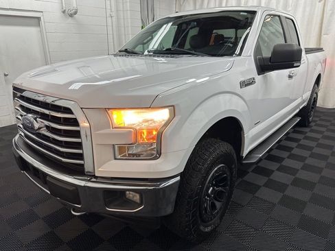 Used 2017 Ford F150 XLT w/ Equipment Group 302A Luxury image 4