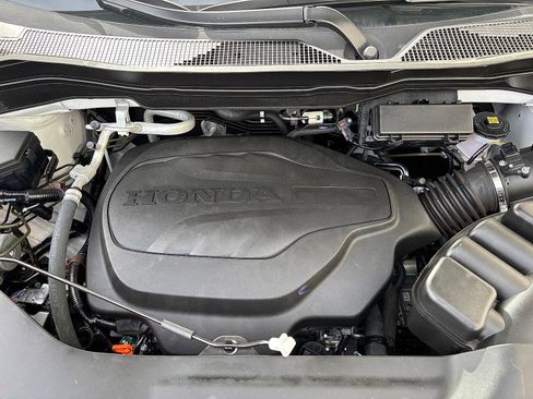Certified 2023 Honda Ridgeline RTL image 9
