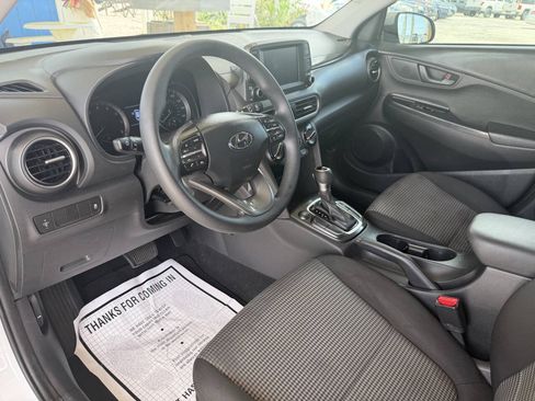Used 2018 Hyundai Kona SE FWD image 22