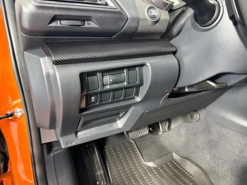 Used 2019 Subaru Crosstrek 2.0i Premium AWD/4WD image 34