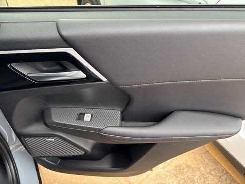 New 2026 Mitsubishi Outlander AWD image 39