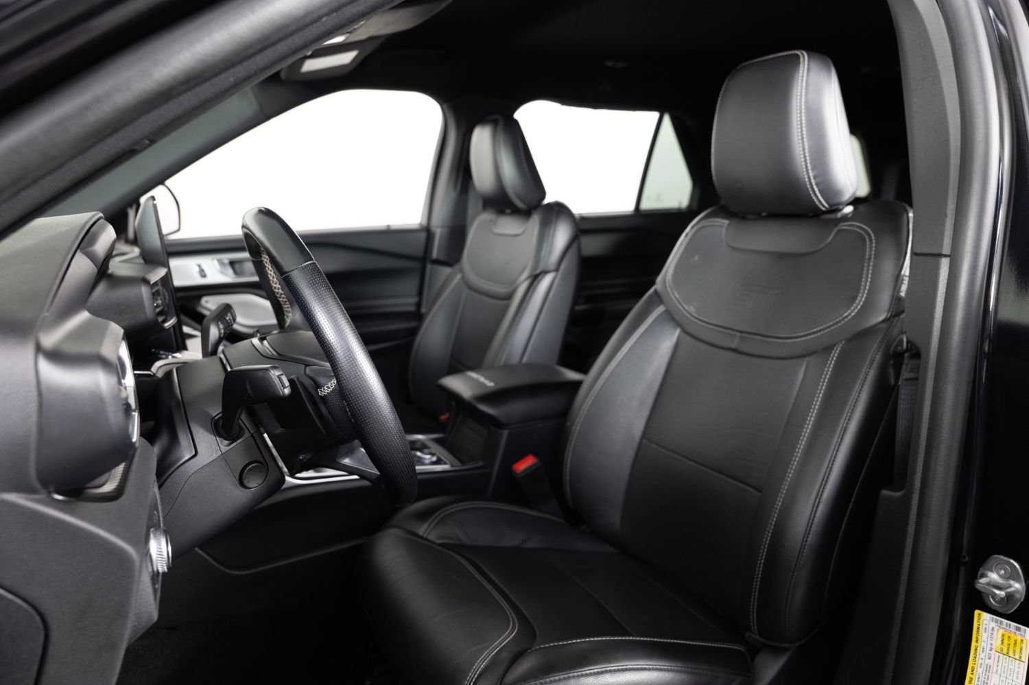 Used 2020 Ford Explorer ST w/ Premium Technology Package AWD/4WD image 15