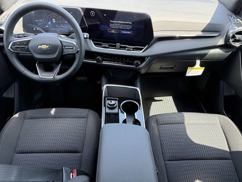 New 2026 Chevrolet Equinox LT image 10