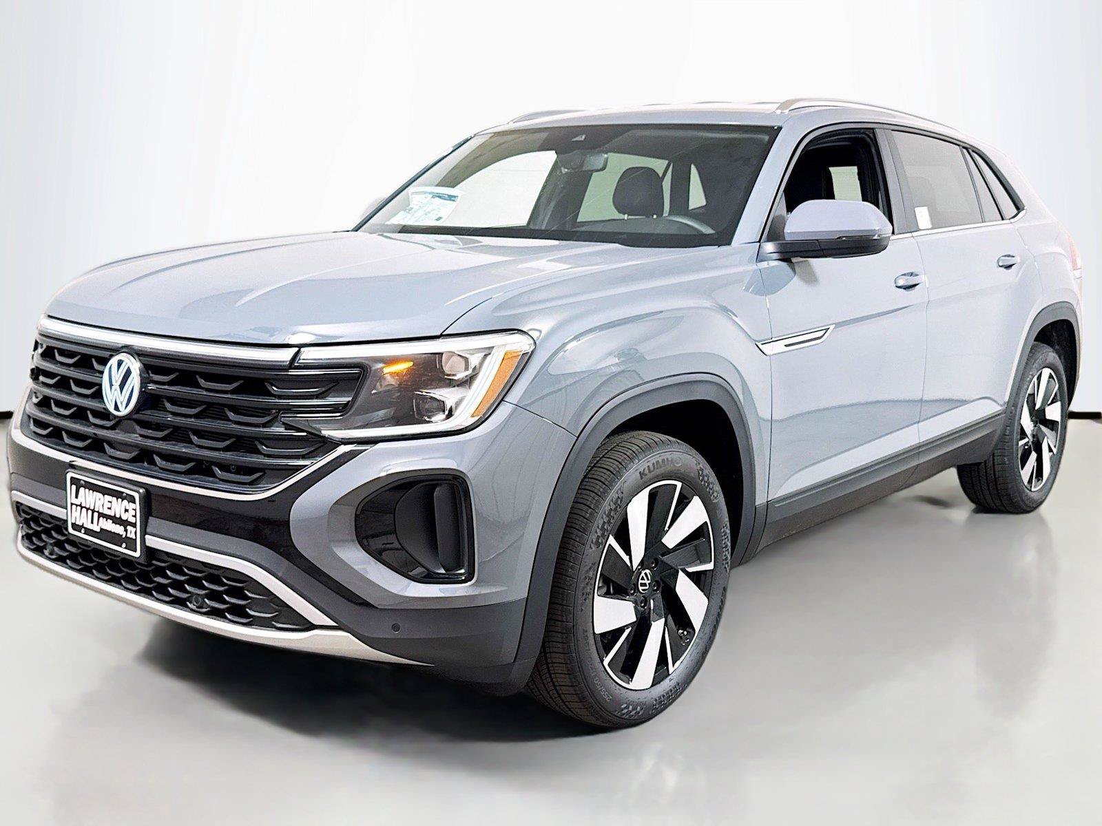 New 2026 Volkswagen Atlas Cross Sport SE FWD image 1