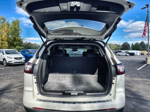 Used 2013 Chevrolet Traverse LTZ image 26