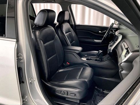 Used 2018 GMC Acadia SLT image 6