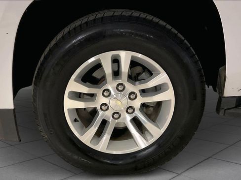 Used 2017 Chevrolet Tahoe LT image 11