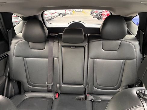 Used 2024 Hyundai Tucson Limited AWD/4WD image 13