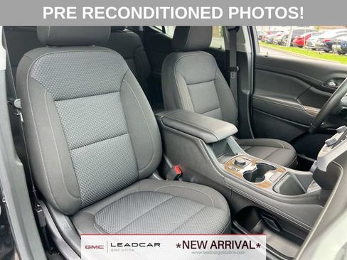 Used 2023 GMC Acadia SLE w/ Driver Convenience Package AWD/4WD image 26