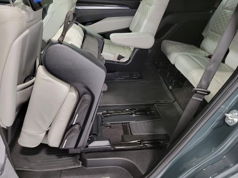 Certified 2025 Cadillac Escalade V w/ LPO, Floor Liner Package AWD/4WD image 28