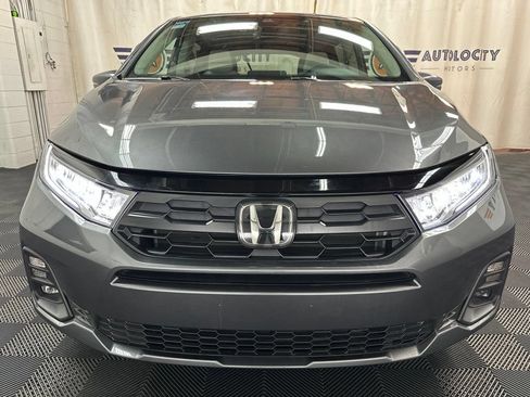 Used 2026 Honda Odyssey EX-L image 3