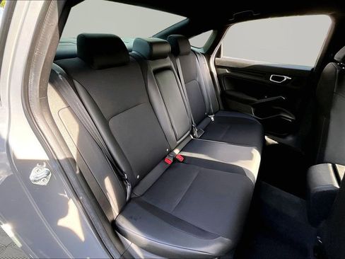 Certified 2025 Honda Civic Sport image 17