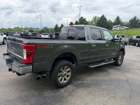 Used 2018 Ford F250 Lariat w/ Lariat Ultimate Package AWD/4WD image 7