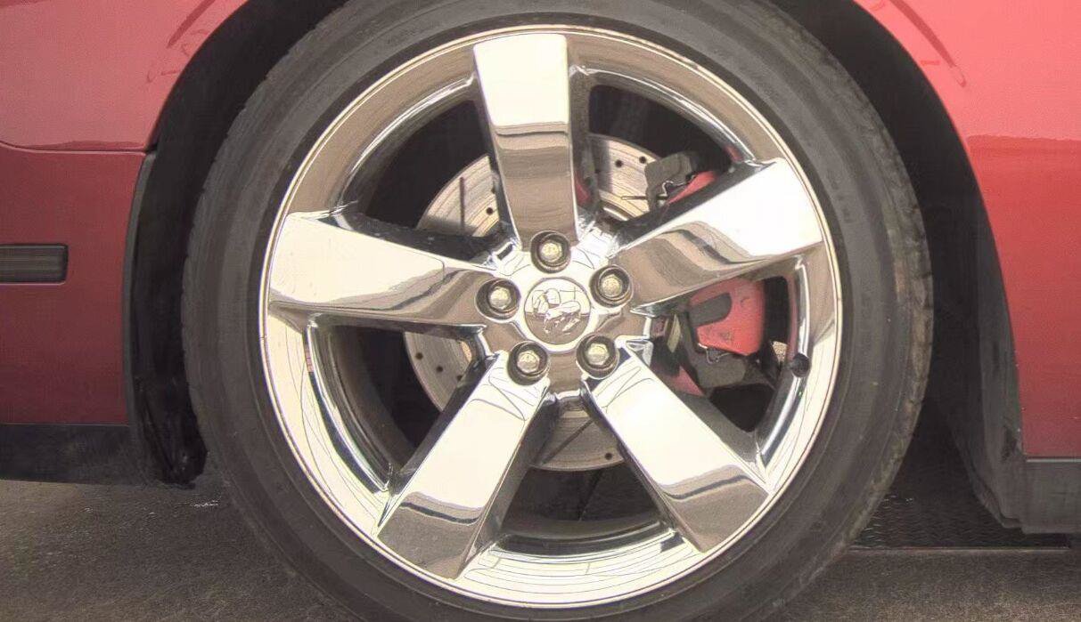 Used 2010 Dodge Challenger R/T RWD image 7