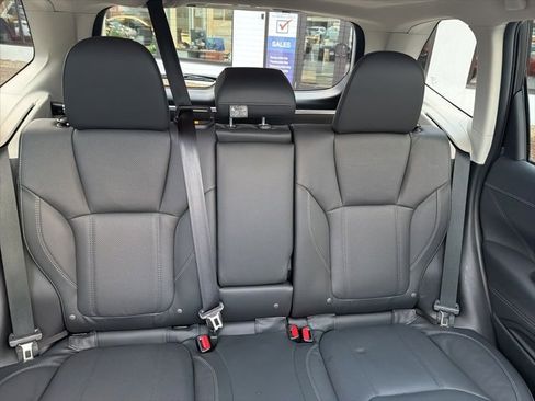 Used 2023 Subaru Forester Touring image 22