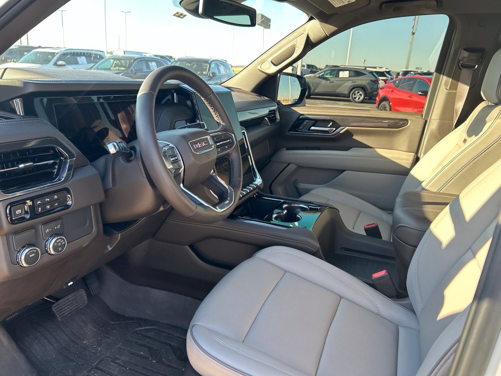 Used 2026 GMC Yukon Elevation w/ LPO, Floor Liner Package RWD image 12