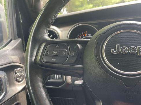 Used 2022 Jeep Wrangler Unlimited Sport AWD/4WD image 21