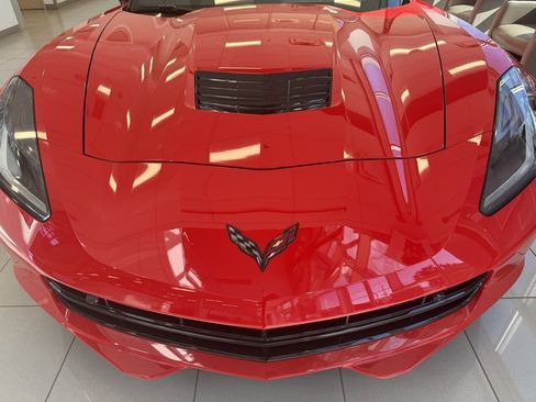 Used 2019 Chevrolet Corvette Stingray Convertible Z51 2LT image 4