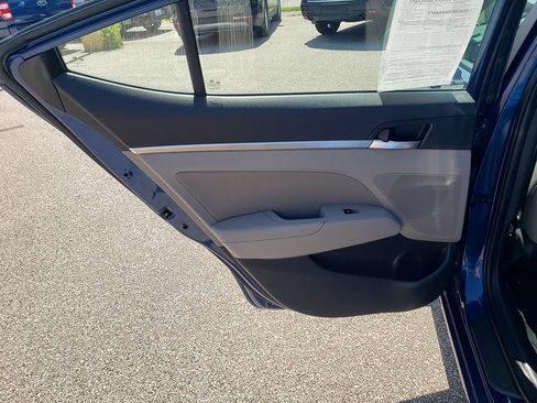 Used 2020 Hyundai Elantra Value Edition w/ Cargo Package (C1) FWD image 12