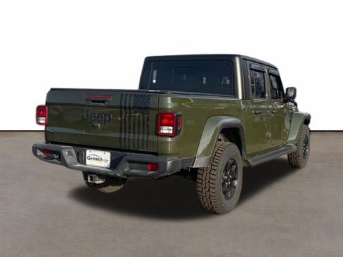 Used 2022 Jeep Gladiator Willys image 7