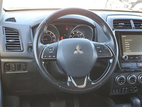 Used 2021 Mitsubishi Outlander Sport SE image 11